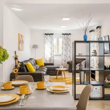 Casetta Filip By Interhome Marčana