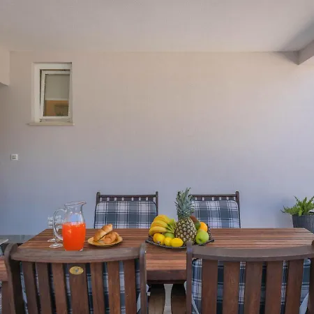 別荘 Casetta Filip By Interhome Marčana