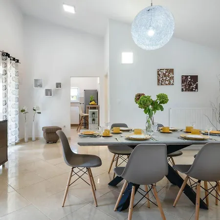 Casetta Filip By Interhome Semesterbostad *